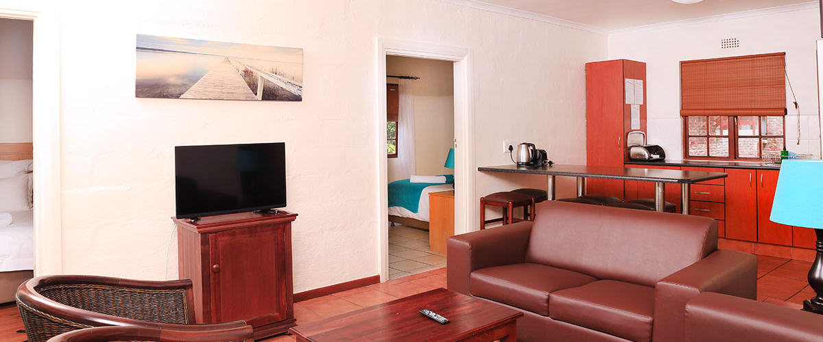 Pine Lake Marina Waterfront Resort Explore Knysna